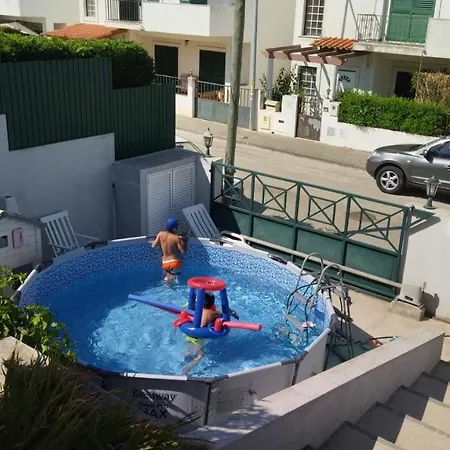 Casa Da Paz - *
